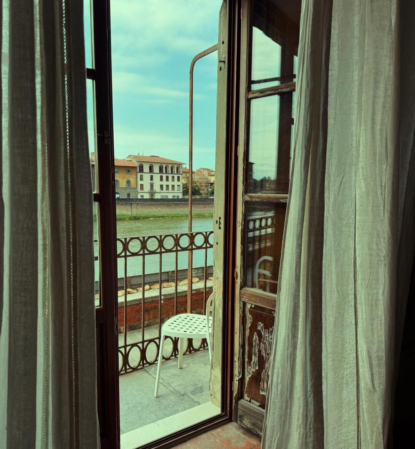B&B Mediceo 16 Pisa Exterior photo